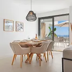 Luxury Penthouse With Big Terrace And Seaviews *