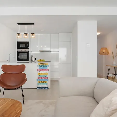 Apartment Luxury Penthouse With Big Terrace And Seaviews
