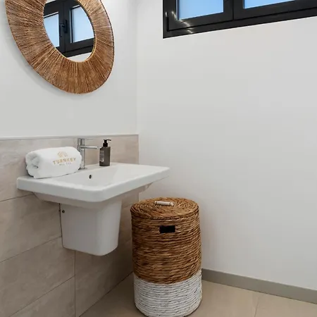 Luxury Penthouse With Big Terrace And Seaviews Apartment Manilva